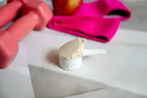 Jakie suplementy poleca się dla osób uprawiających sporty wytrzymałościowe?